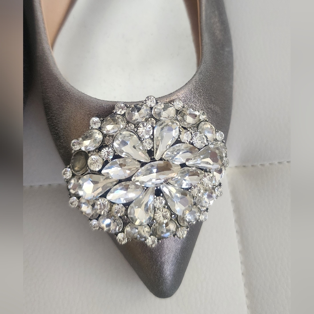Badgley Mischka Metallic Flats with Crystal Embellishments, Size 6 1/2. - Picture 2 of 7